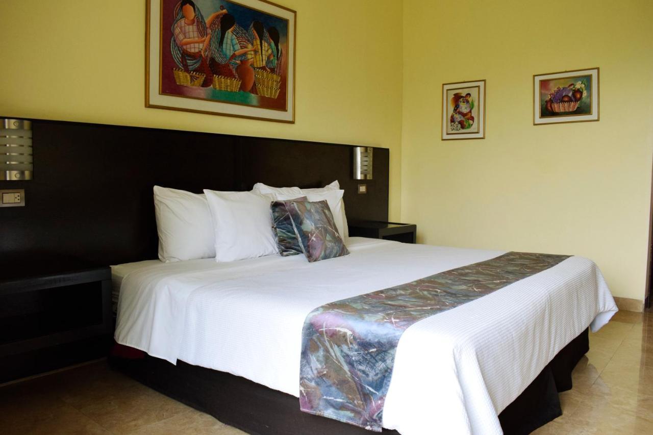 Park Hotel Santa Cruz Verapaz 外观 照片