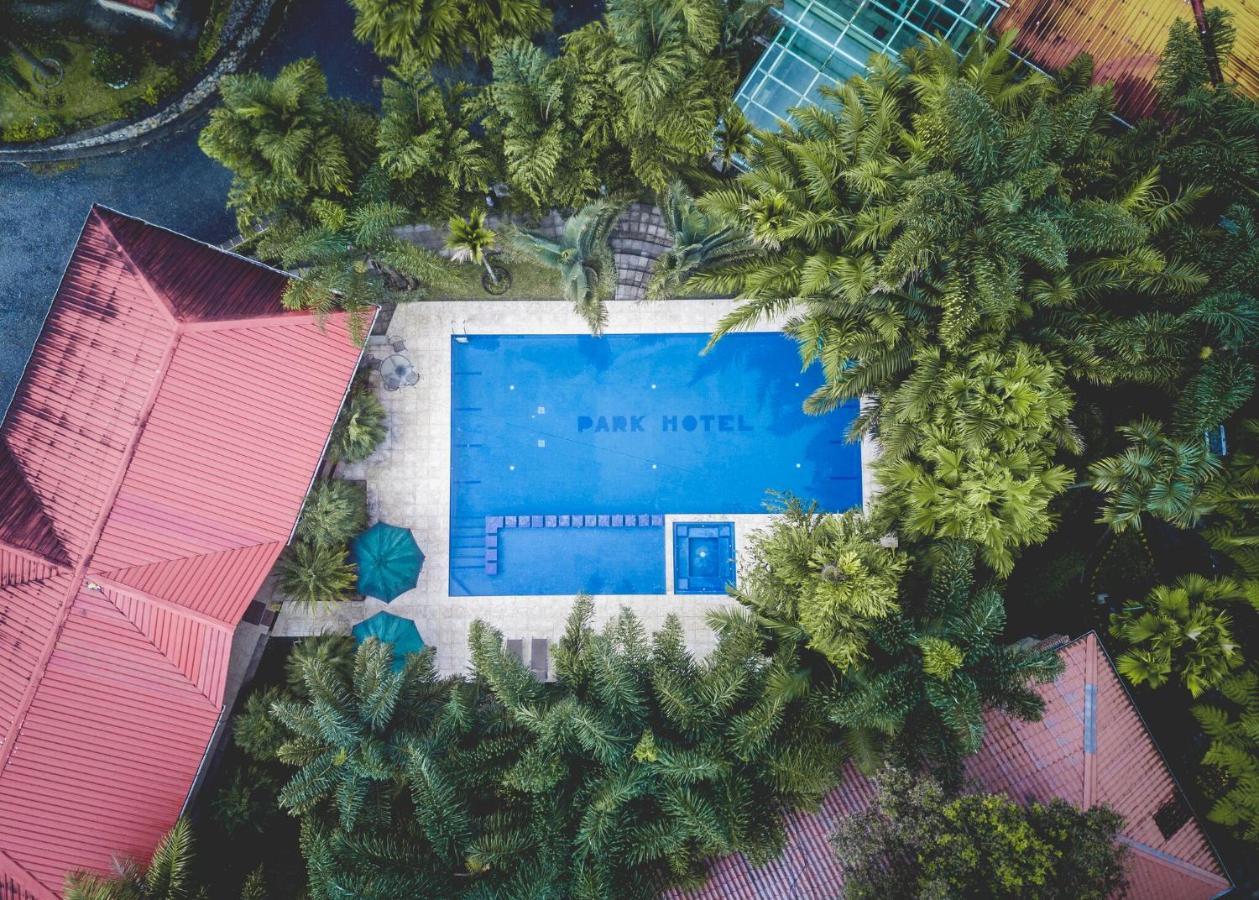 Park Hotel Santa Cruz Verapaz 外观 照片