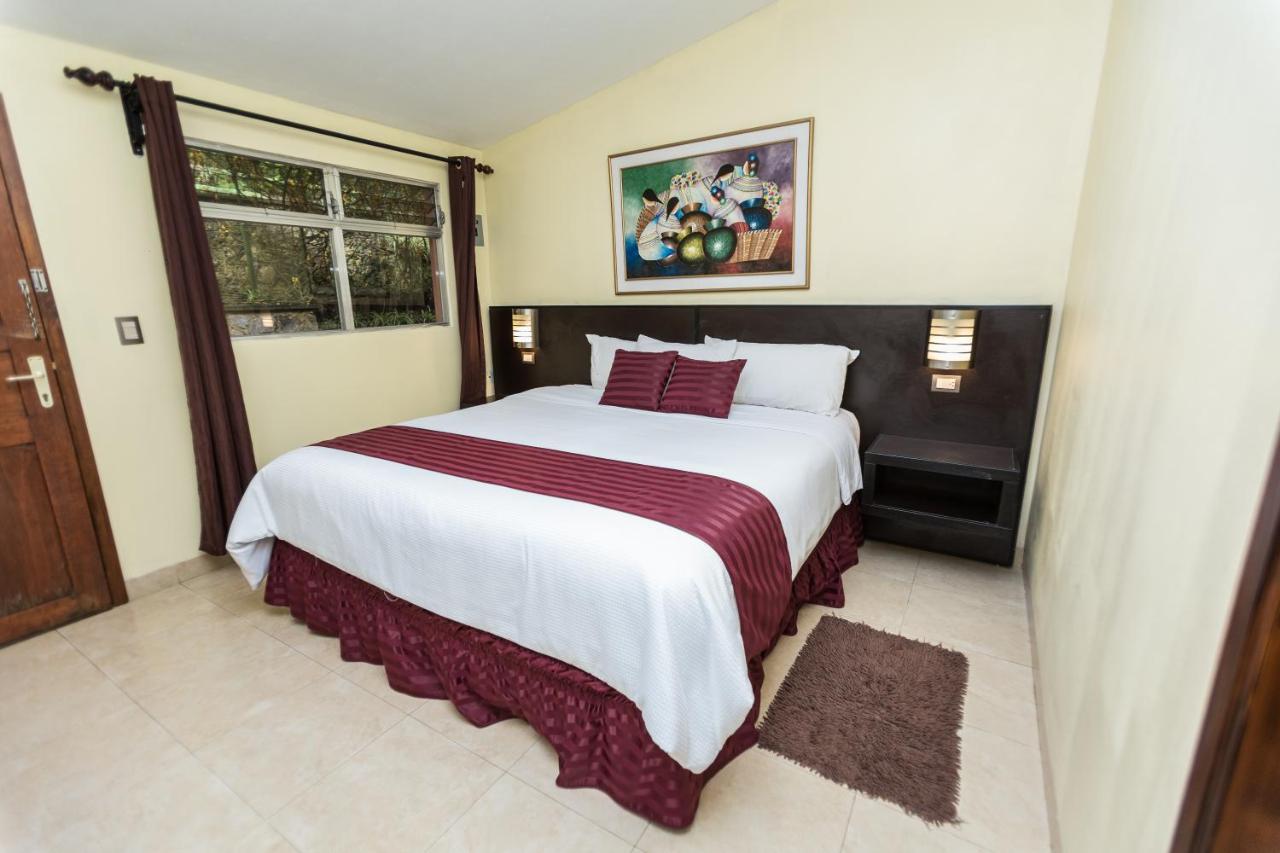 Park Hotel Santa Cruz Verapaz 外观 照片