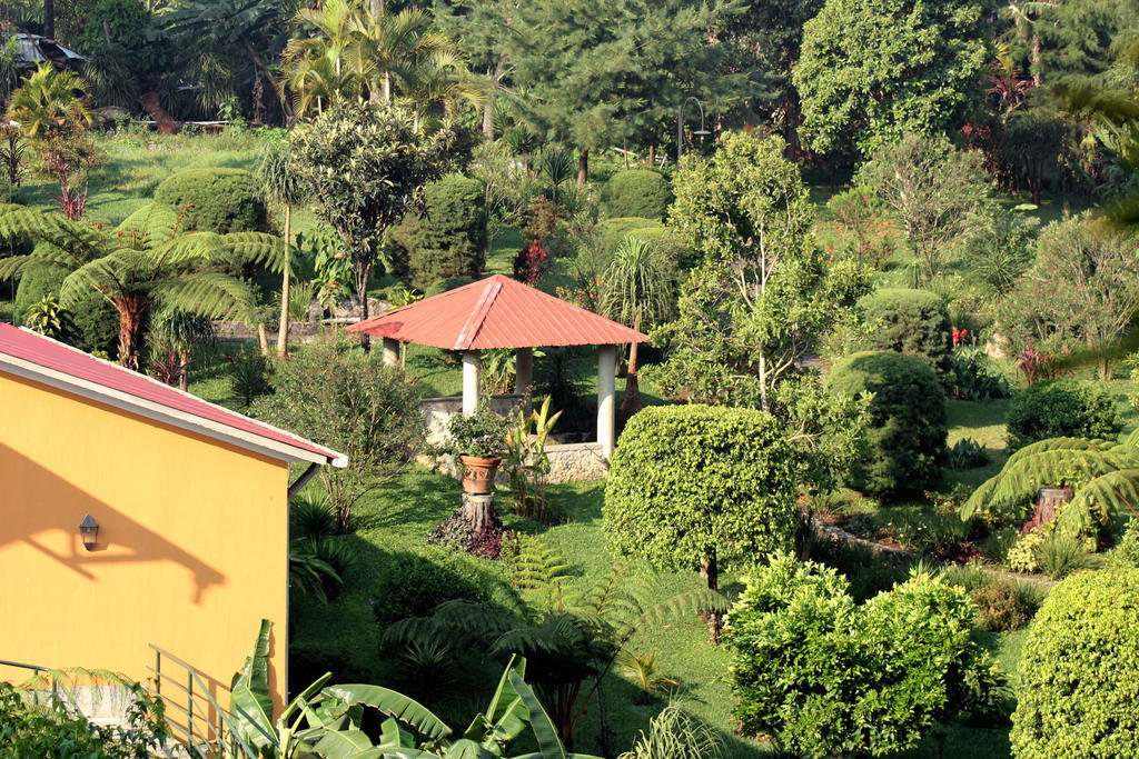 Park Hotel Santa Cruz Verapaz 外观 照片