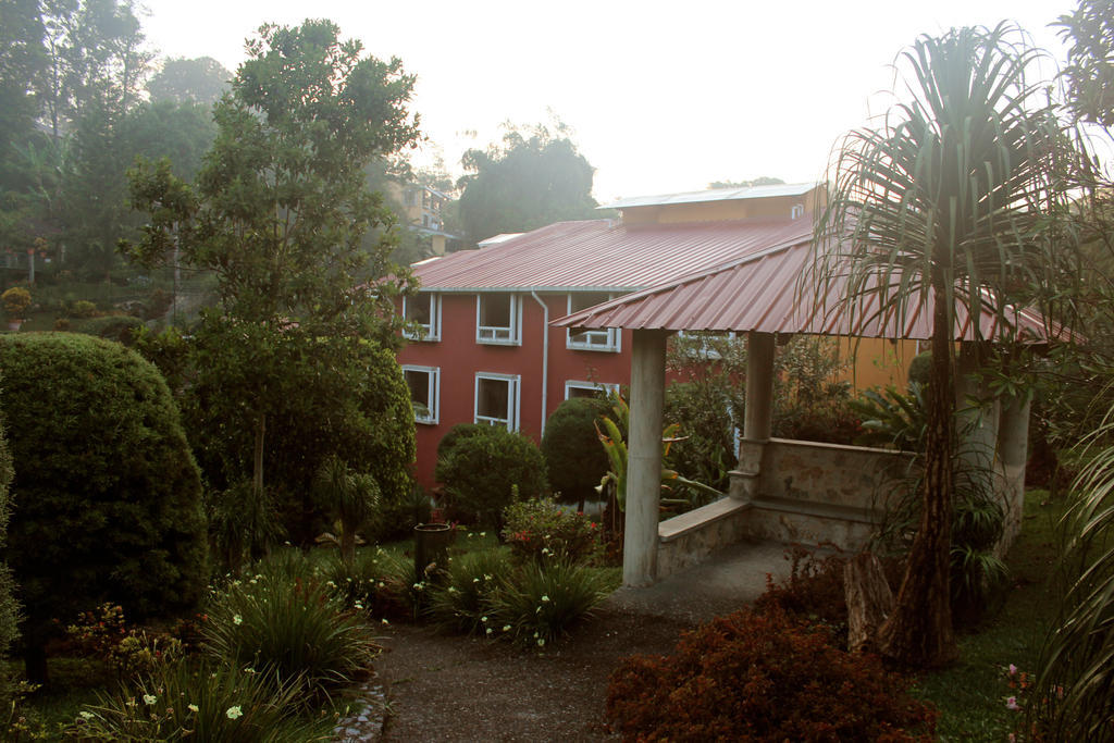 Park Hotel Santa Cruz Verapaz 外观 照片