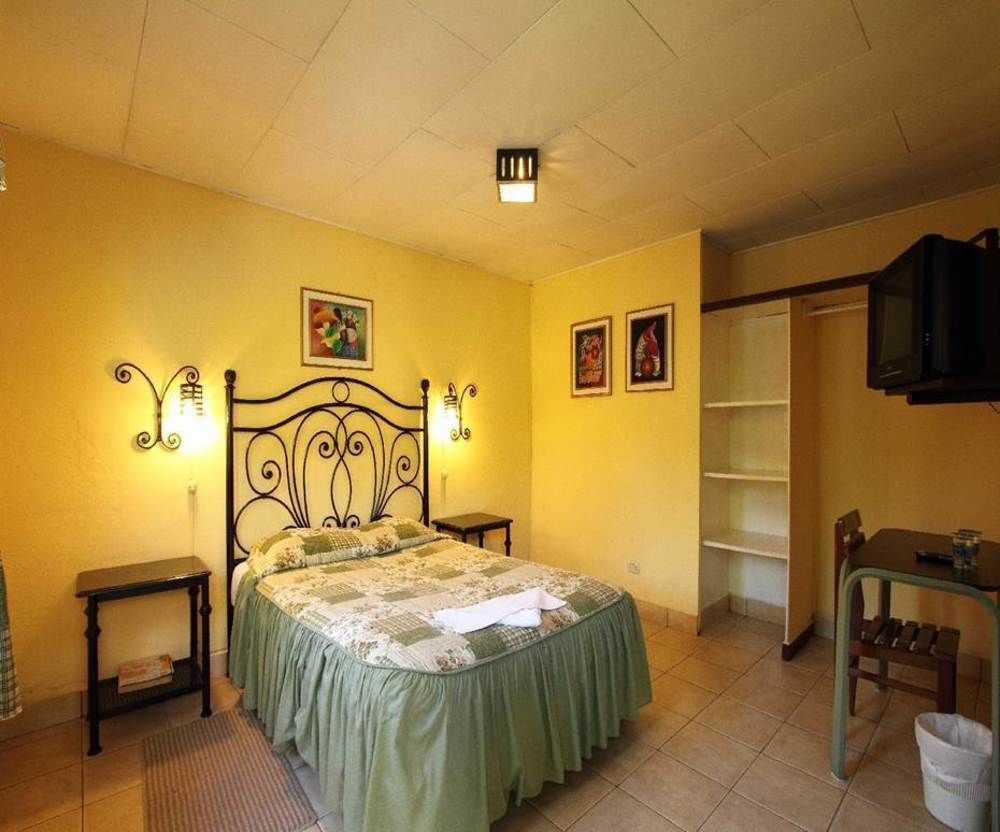 Park Hotel Santa Cruz Verapaz 外观 照片